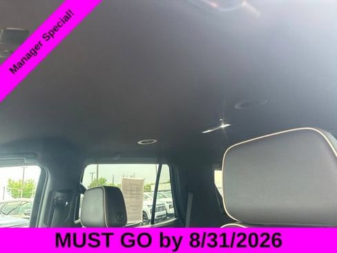 Used 2024 Chevrolet Tahoe Premier AWD/4WD image 15