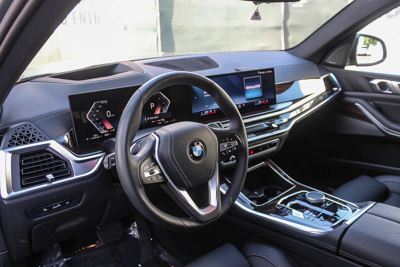 Used 2026 BMW X5 sDrive40i w/ Premium Package RWD image 17