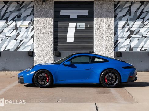 Used 2025 Porsche 911 Carrera 4 GTS image 9