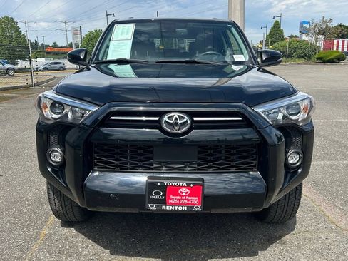 Certified 2024 Toyota 4Runner SR5 Premium w/ Moonroof Package AWD/4WD image 2