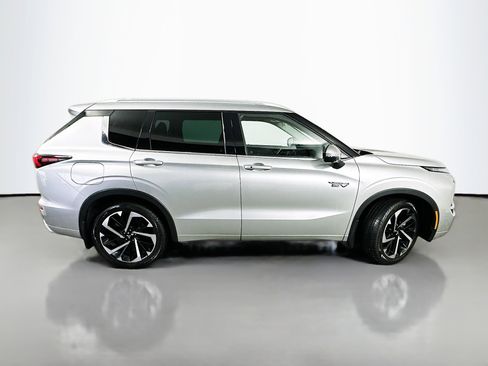 Used 2023 Mitsubishi Outlander SEL 40th Anniversary image 8