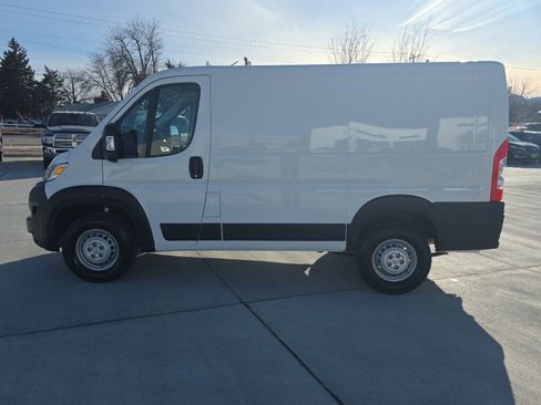 Used 2025 RAM ProMaster 1500 w/ Storage Group image 8