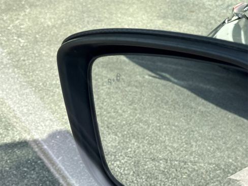 Used 2023 Mitsubishi Eclipse Cross SEL image 16