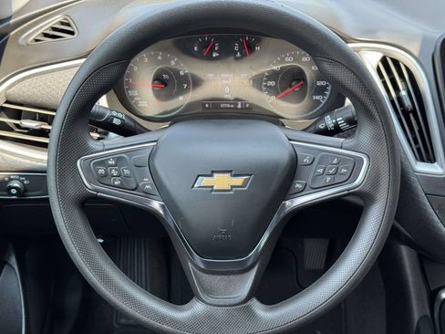 Used 2024 Chevrolet Malibu LT FWD image 10