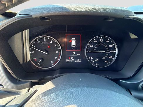 Certified 2025 Subaru Forester Premium image 35