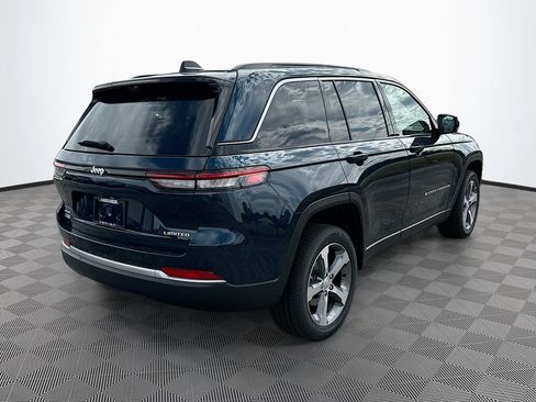 New 2026 Jeep Grand Cherokee Limited w/ Luxury Tech Group II AWD/4WD image 9