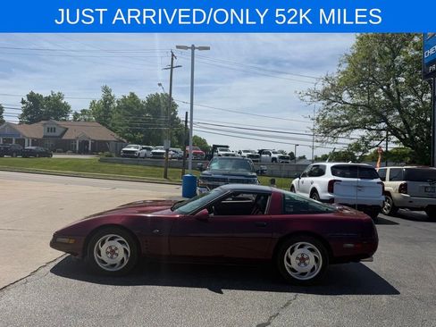 Used 1993 Chevrolet Corvette Coupe RWD image 5