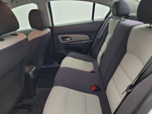 Used 2015 Chevrolet Cruze LS FWD image 18