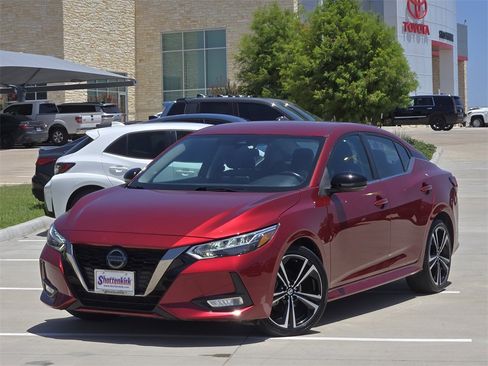 Used 2023 Nissan Sentra SR image 2