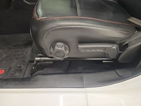 Used 2020 Jeep Gladiator Rubicon AWD/4WD image 36