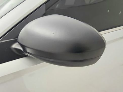 Used 2024 Nissan Altima 2.5 SV FWD image 30