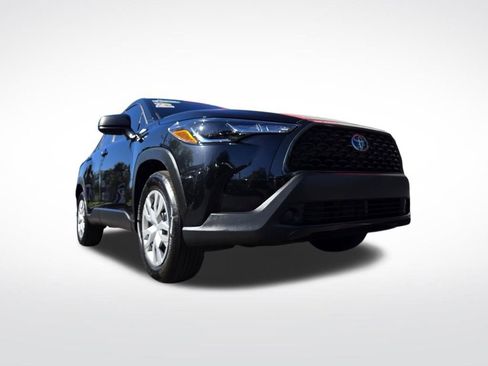 Used 2024 Toyota Corolla Cross L image 42