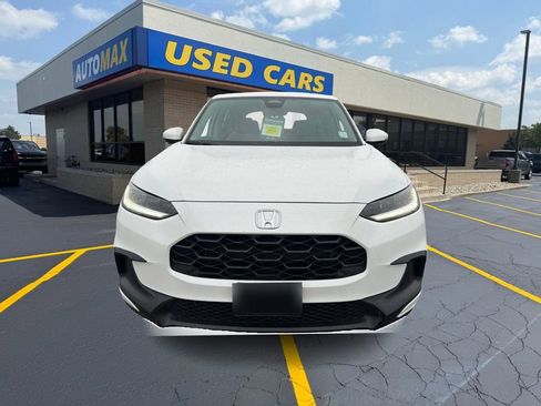 Used 2023 Honda HR-V LX image 3