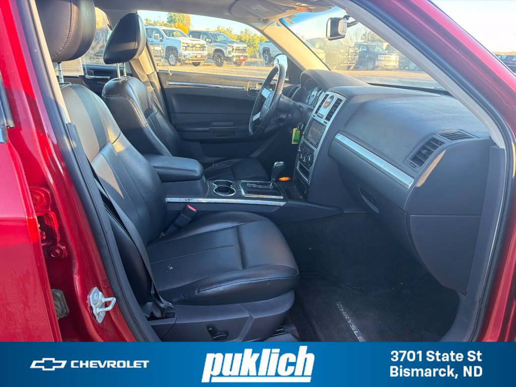 Used 2009 Chrysler 300 Touring AWD/4WD image 23