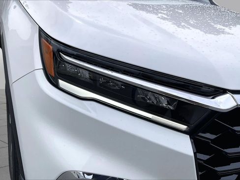 Used 2025 Honda Pilot Elite image 28