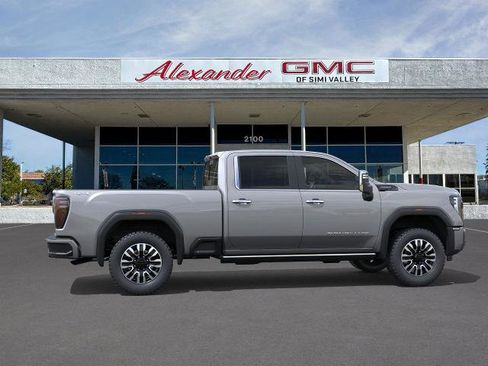 New 2026 GMC Sierra 2500 Denali Ultimate image 5