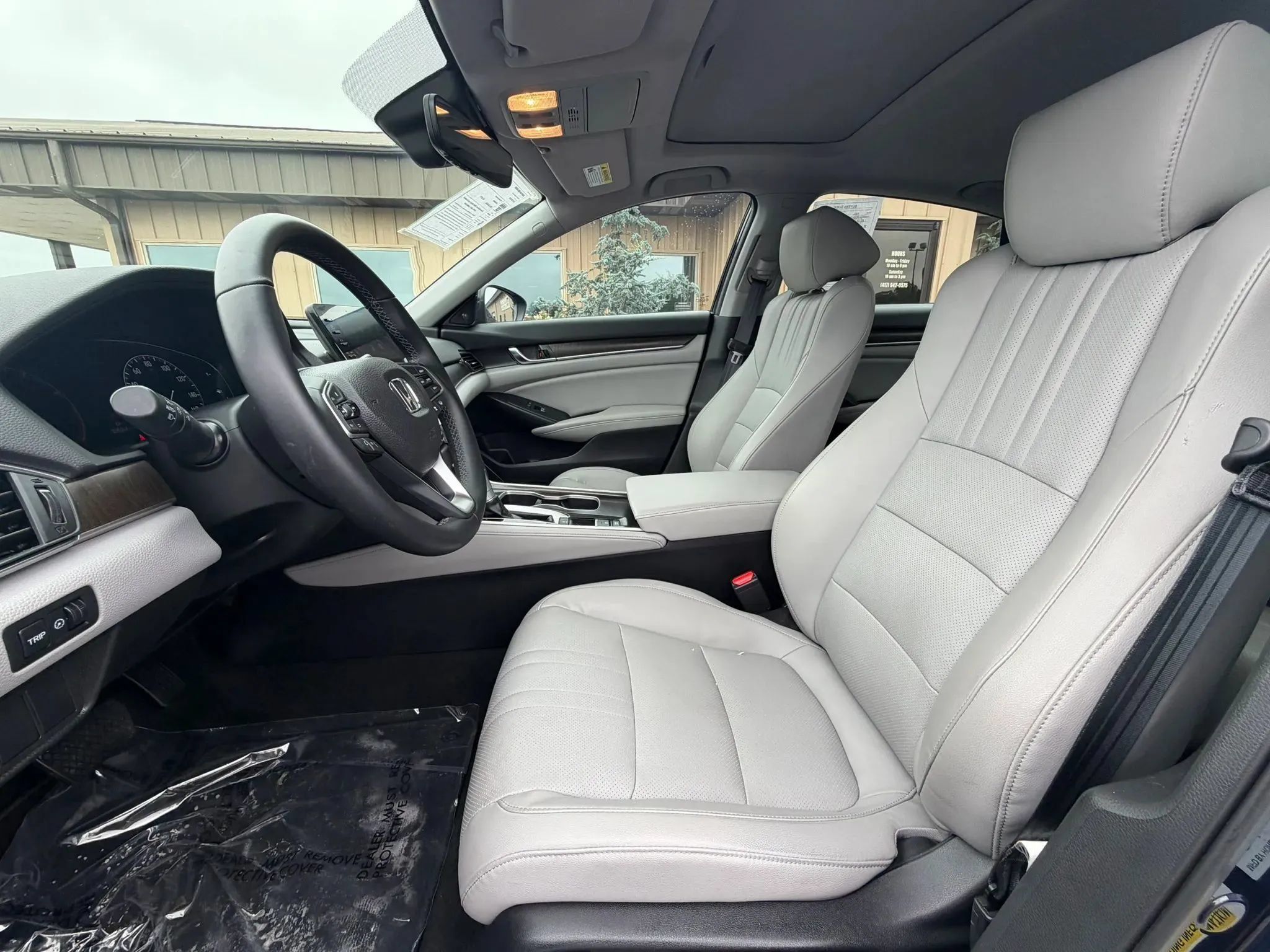 Used 2018 Honda Accord EX-L image 16