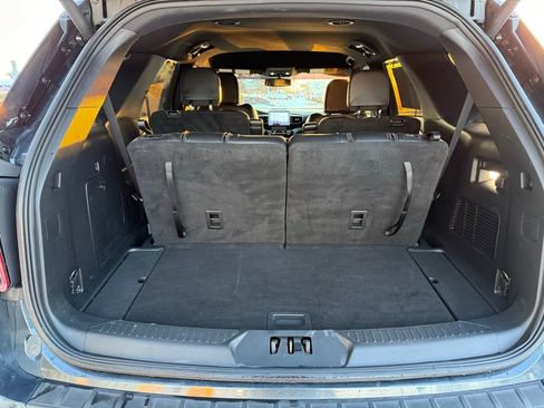 Used 2022 Ford Explorer ST image 21