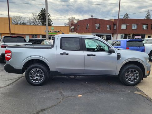 Used 2023 Ford Maverick XLT image 6