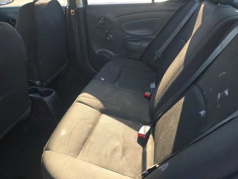 Used 2019 Nissan Versa S image 19