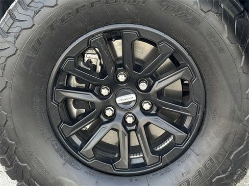 Used 2025 Ford F150 Raptor image 11