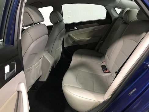 Used 2015 Hyundai Sonata Sport w/ Option Group 03 FWD image 17