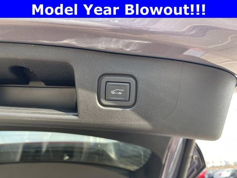 New 2024 Chevrolet Blazer EV RS image 31