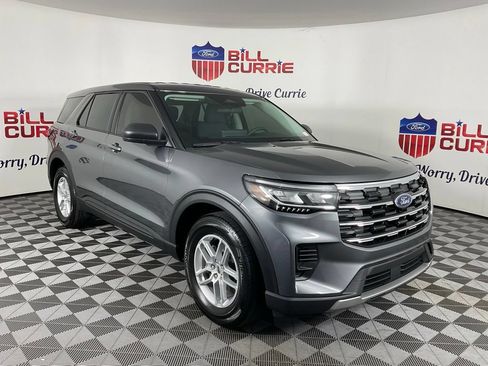 Certified 2026 Ford Explorer Active RWD image 1