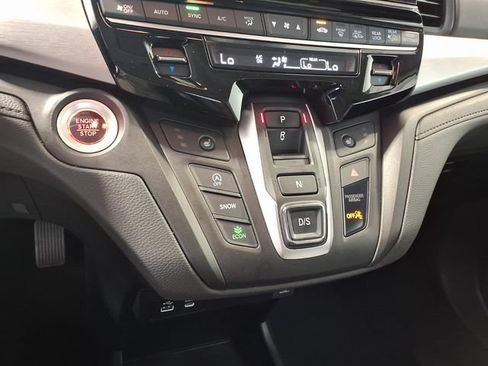 Used 2025 Honda Odyssey EX-L image 13