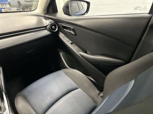 Used 2018 Toyota Yaris iA FWD image 13