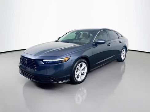 Used 2025 Honda Accord LX image 5