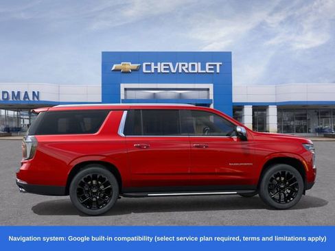 New 2025 Chevrolet Suburban Premier image 6
