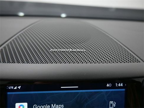 Used 2023 Volvo XC60 B5 Ultimate w/ Climate Package image 31