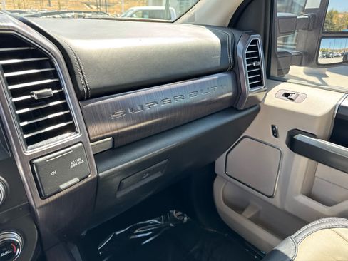 Used 2020 Ford F350 Limited AWD/4WD image 29