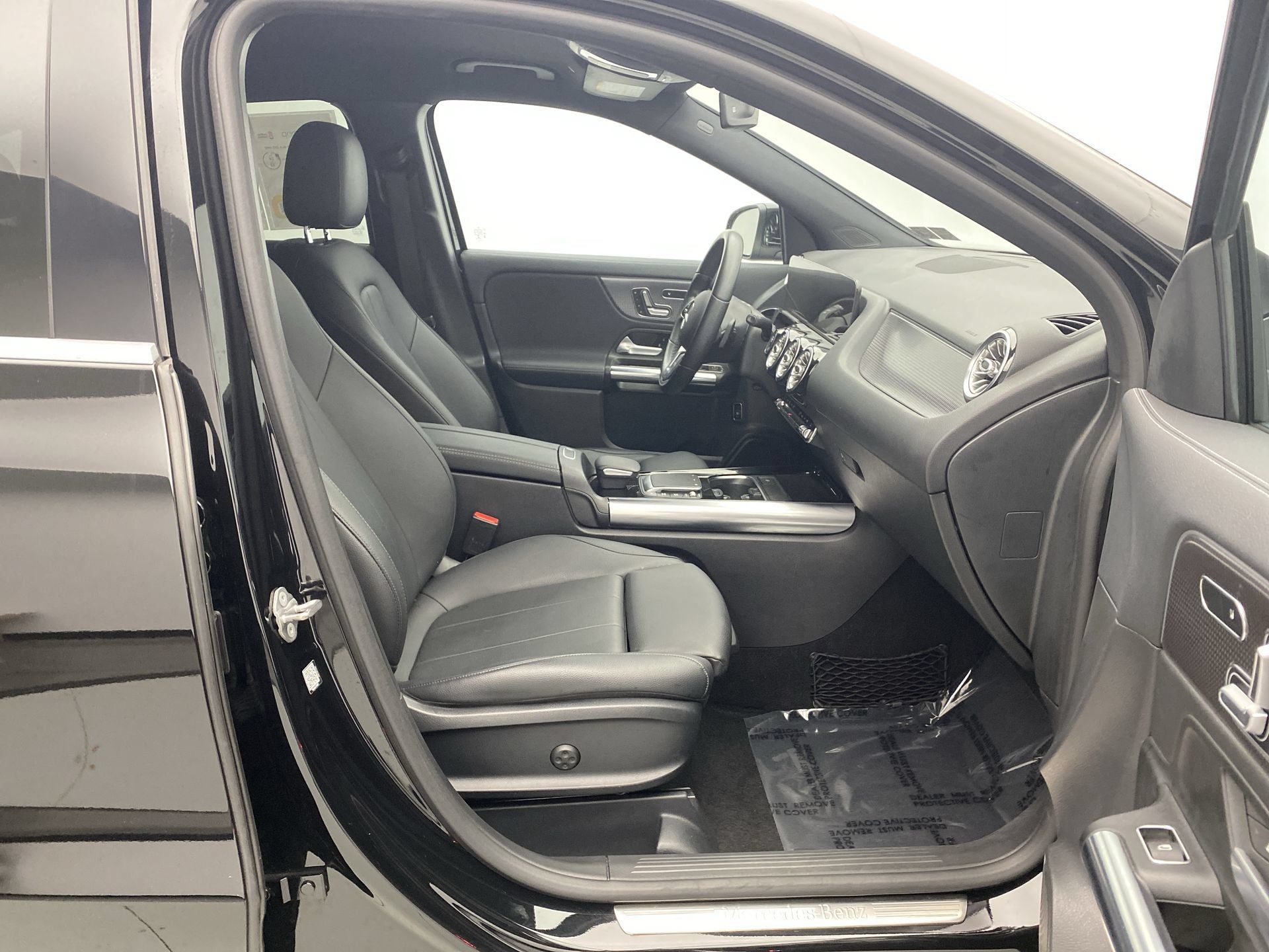 Used 2021 Mercedes-Benz GLA 250 4MATIC image 16
