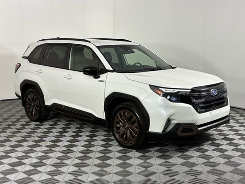 Used 2025 Subaru Forester Sport w/ Protection Package (1PH) image 9