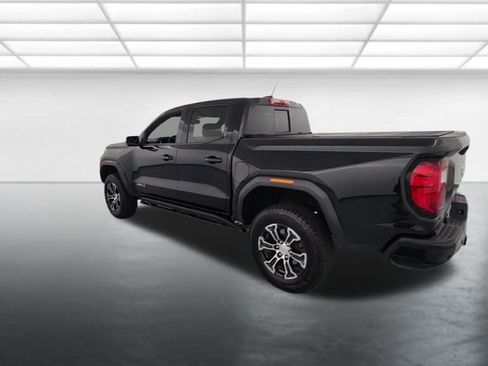 Used 2024 GMC Canyon AT4 w/ AT4 Premium Package AWD/4WD image 6