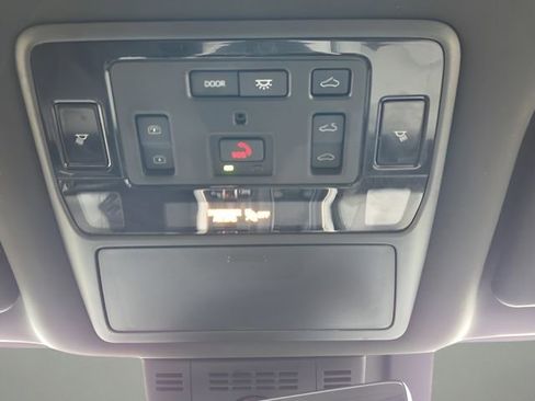 Used 2024 Toyota Grand Highlander AWD Hybrid image 35