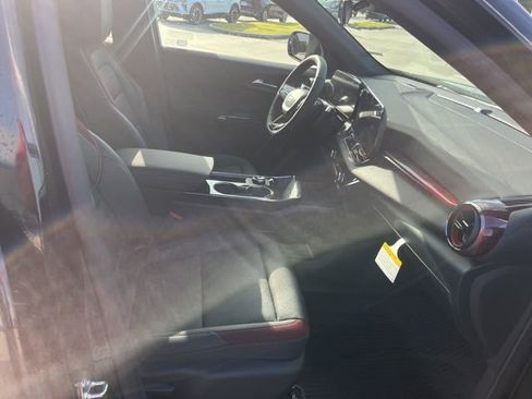 New 2026 Chevrolet Equinox RS w/ LPO, Floor Liner Package FWD image 34