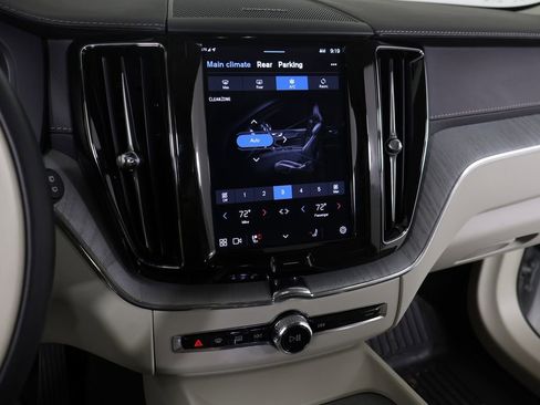 Used 2025 Volvo XC60 B5 Ultra w/ Protection Package Premier image 14