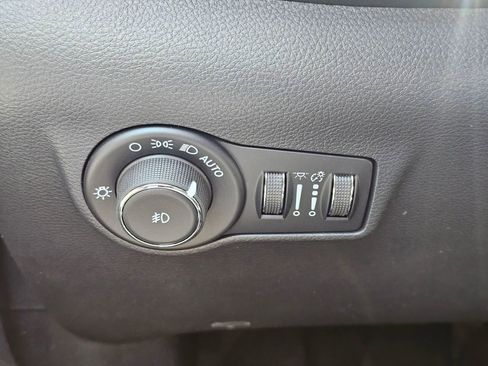 New 2026 Jeep Compass Latitude AWD/4WD image 11