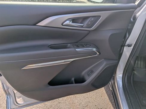 New 2026 Chevrolet Traverse LT w/ Midnight/Sport Edition image 14