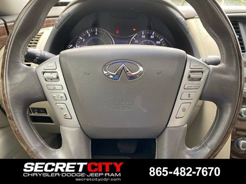 Used 2017 INFINITI QX80 4WD w/ Driver Assistance Package image 18