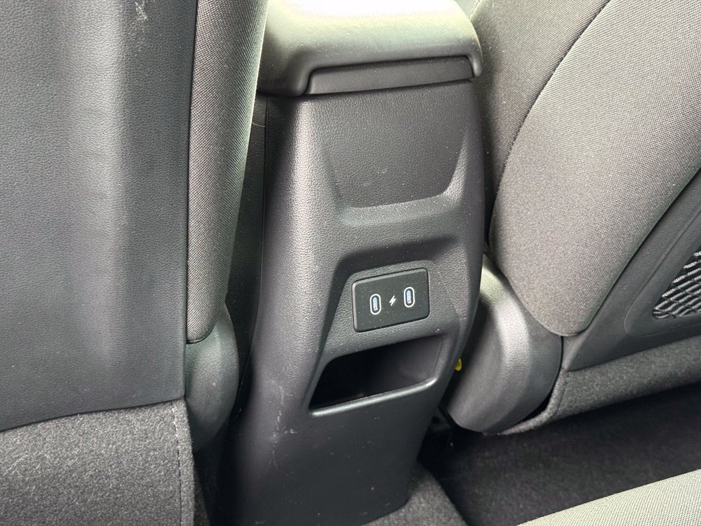 Used 2024 Hyundai Venue SEL FWD image 36
