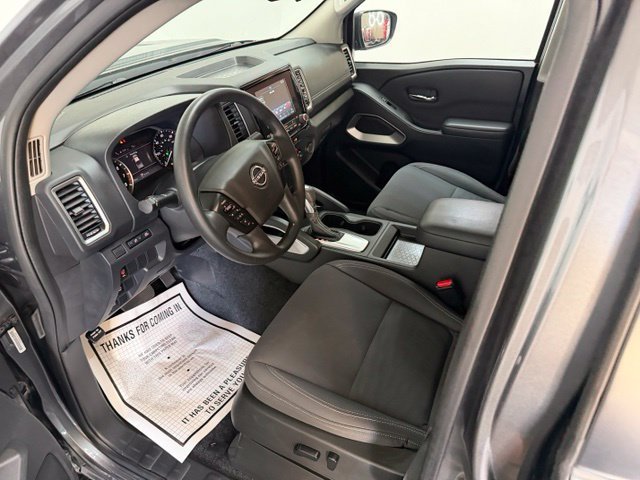 Used 2023 Nissan Frontier SV w/ Technology Package RWD image 12