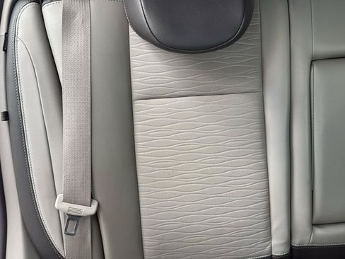 Used 2016 Buick Encore FWD image 16