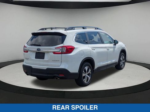 Used 2025 Subaru Ascent Premium AWD/4WD image 4