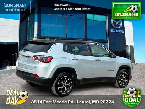 Used 2025 Jeep Compass Limited AWD/4WD image 2
