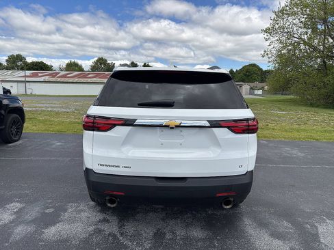 Used 2023 Chevrolet Traverse LT AWD/4WD image 3