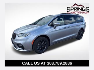 Used 2021 Chrysler Pacifica Touring w/ S Appearance Package AWD/4WD 360° Tour